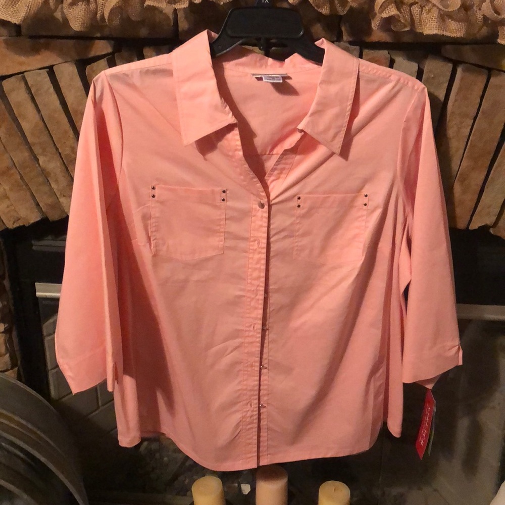 Light pink quarter sleeve button up (size 1x)